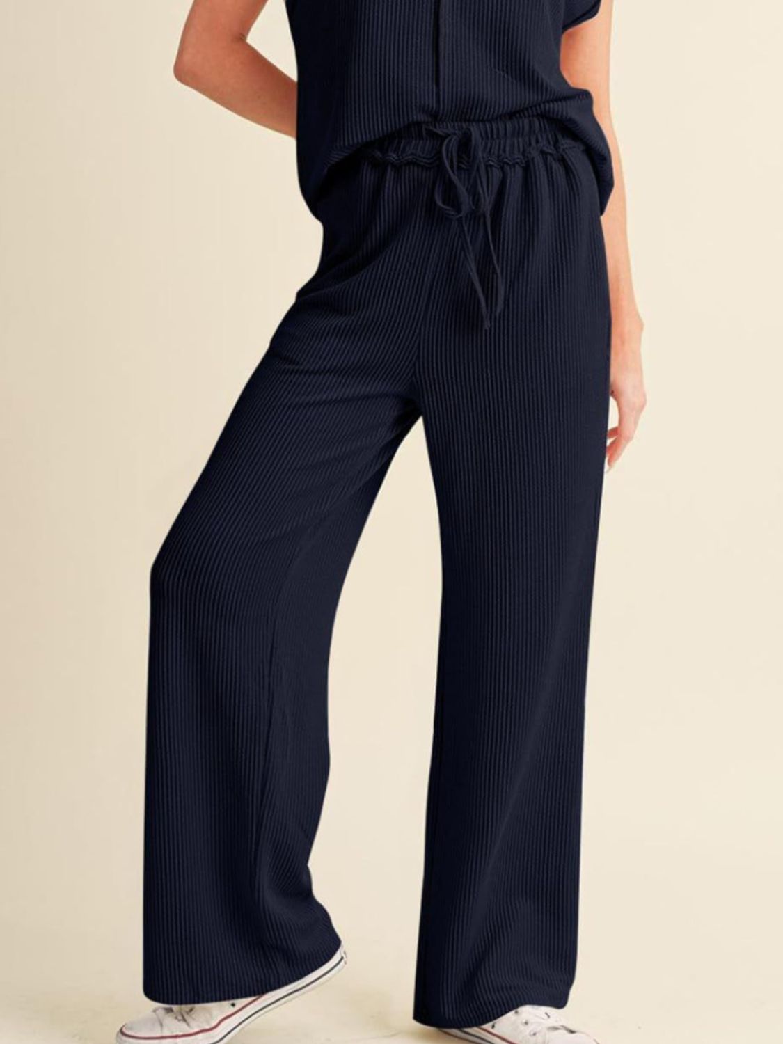 d8ff4304-4f14-405f-97c9-81ec1657438f-Max